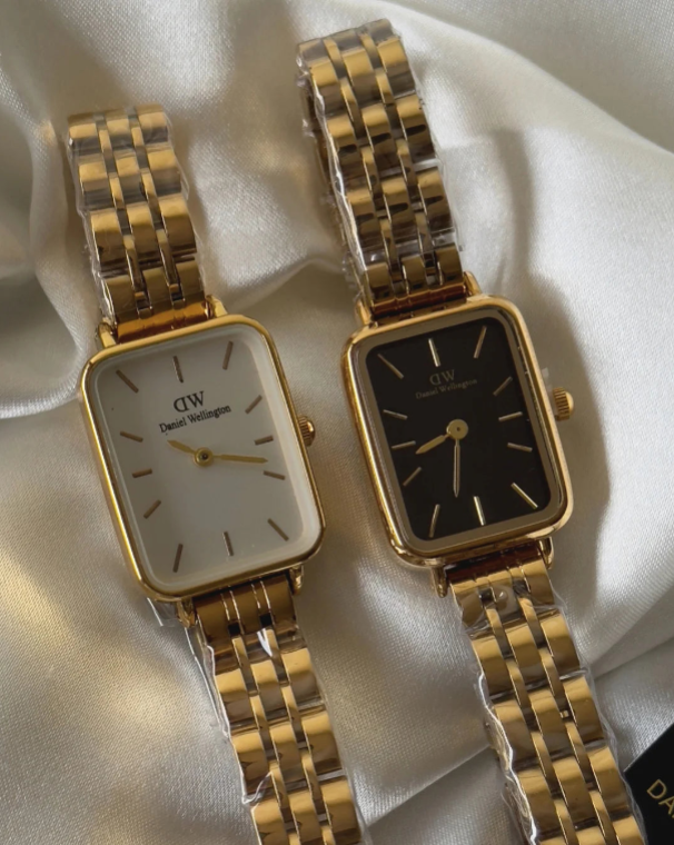 DW Quadro (Analog Watch)