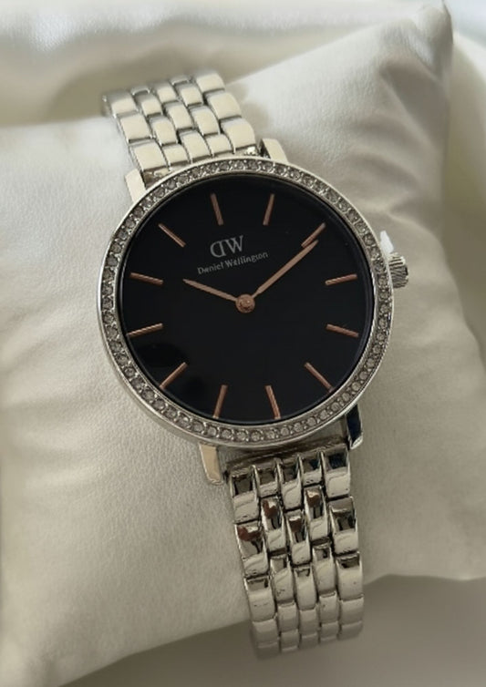 DW Petite Lumine (Analog Watch)