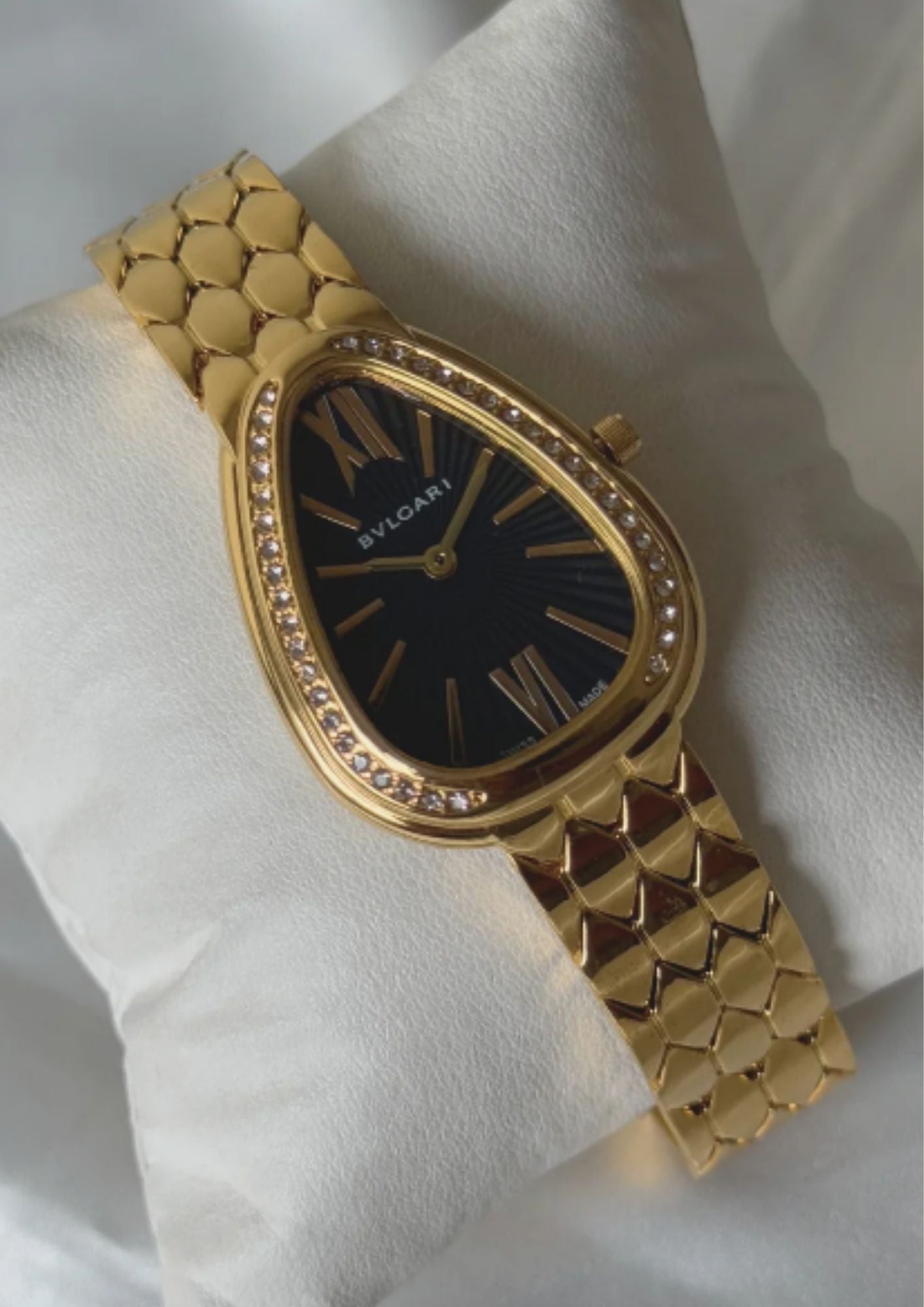 Serpenti (Analog Watch)