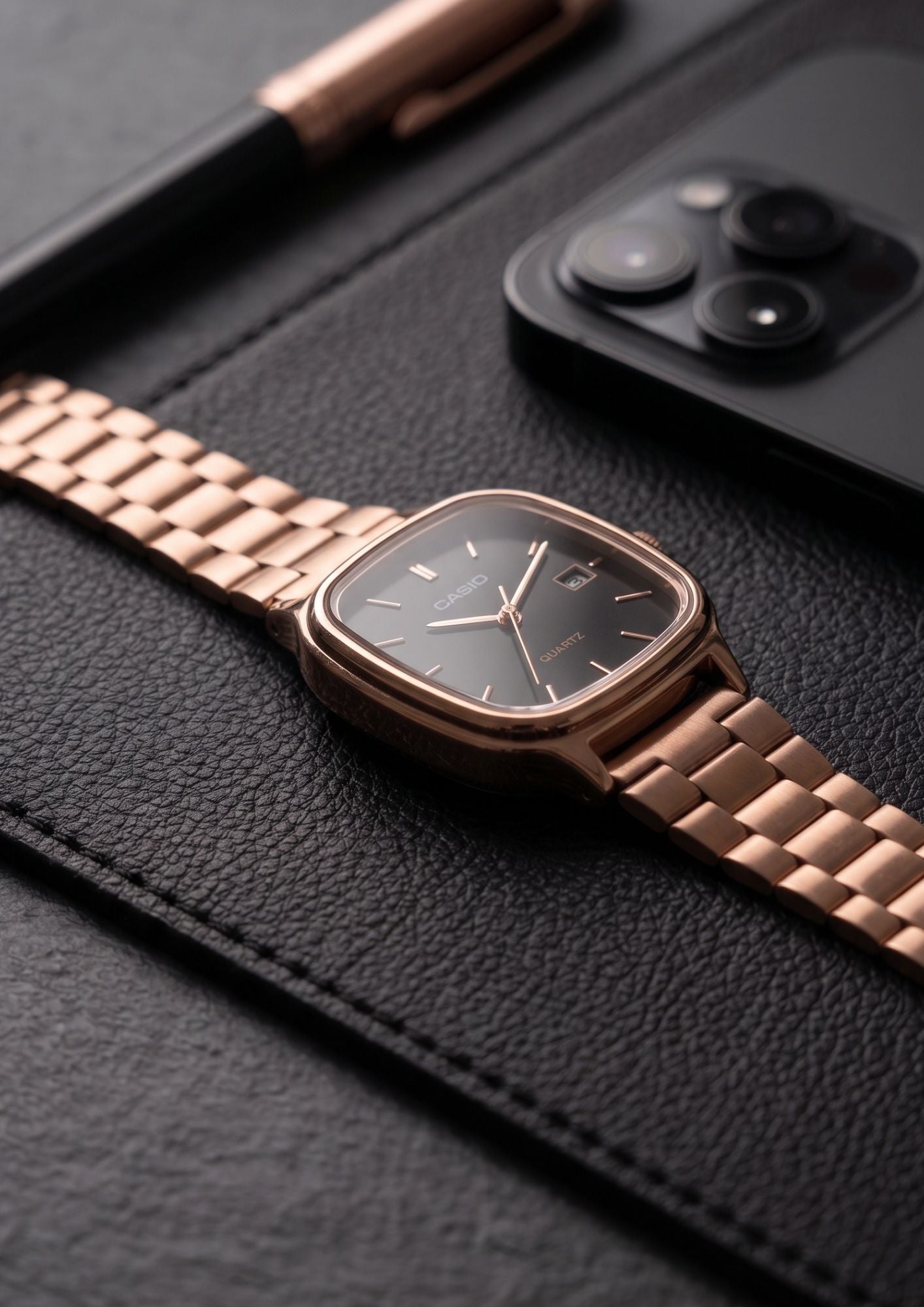 Vintage Classic (Analog Watch)