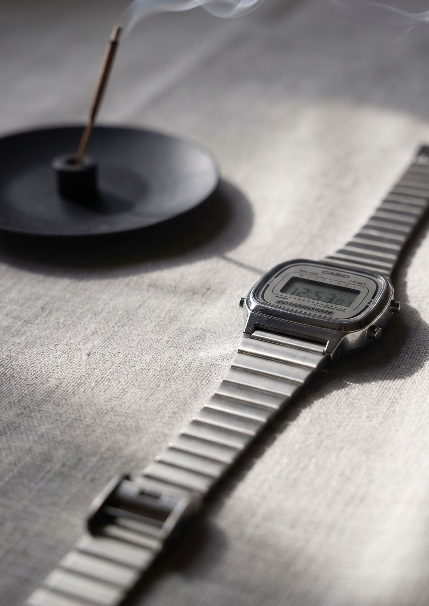 Vintage D124 (Digital Watch) - Silver Grey