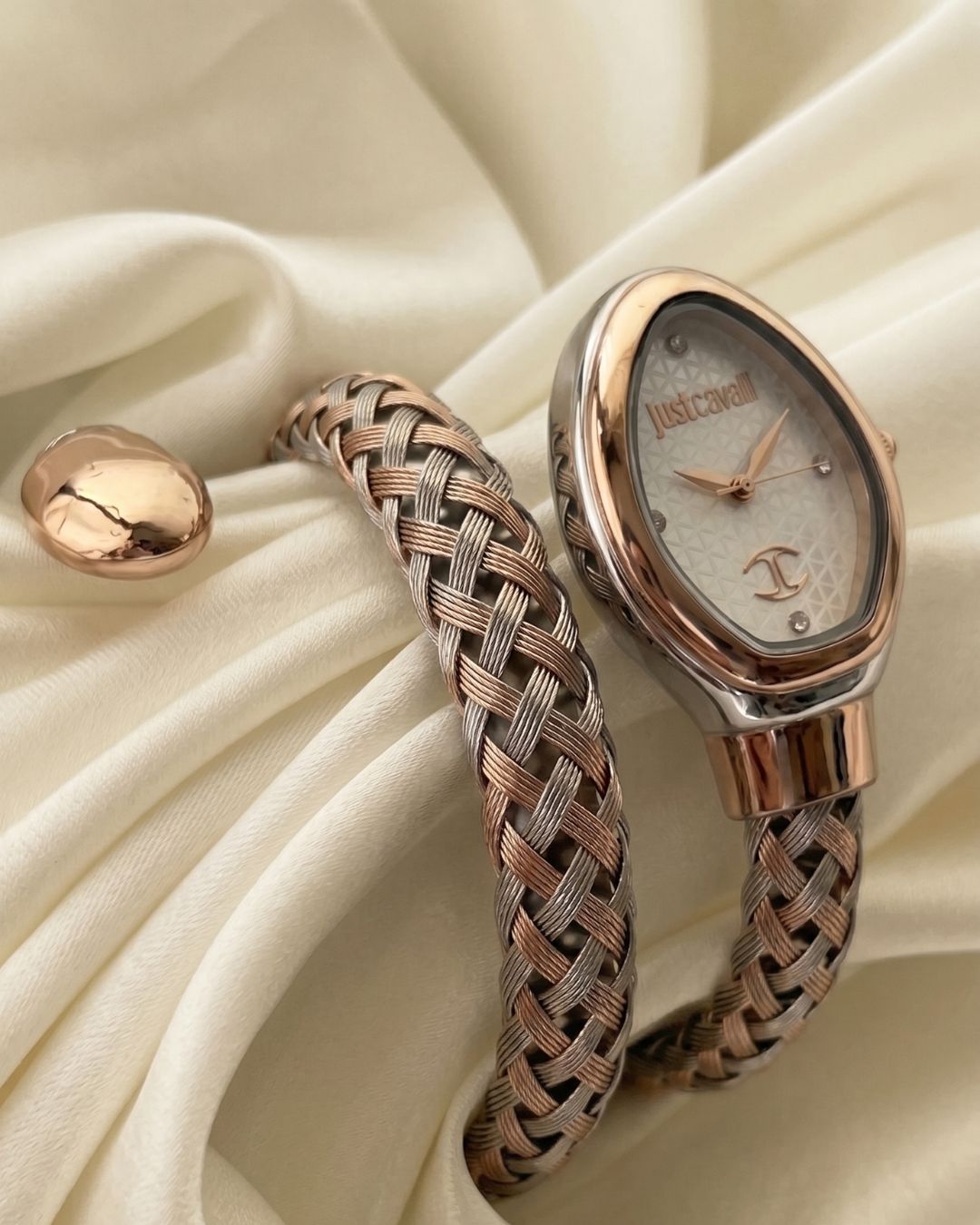 Just c. Snake (Analog Watch)