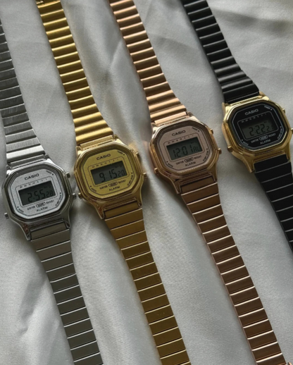 Vintage D217 (Digital Watch)