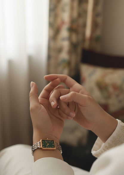 DW Quadro Green (Analog Watch)