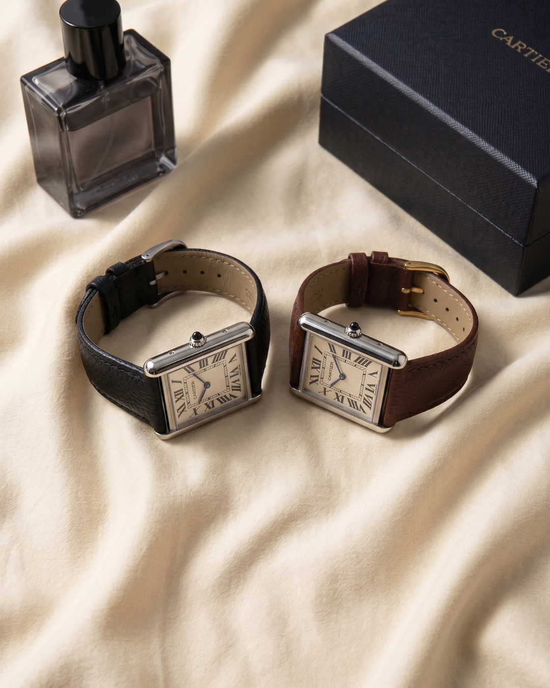 Cartier-TANK - (Analog Watch)