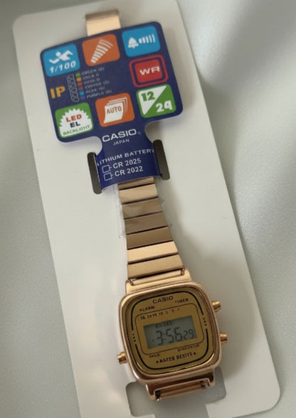 Vintage D124 (Digital Watch)