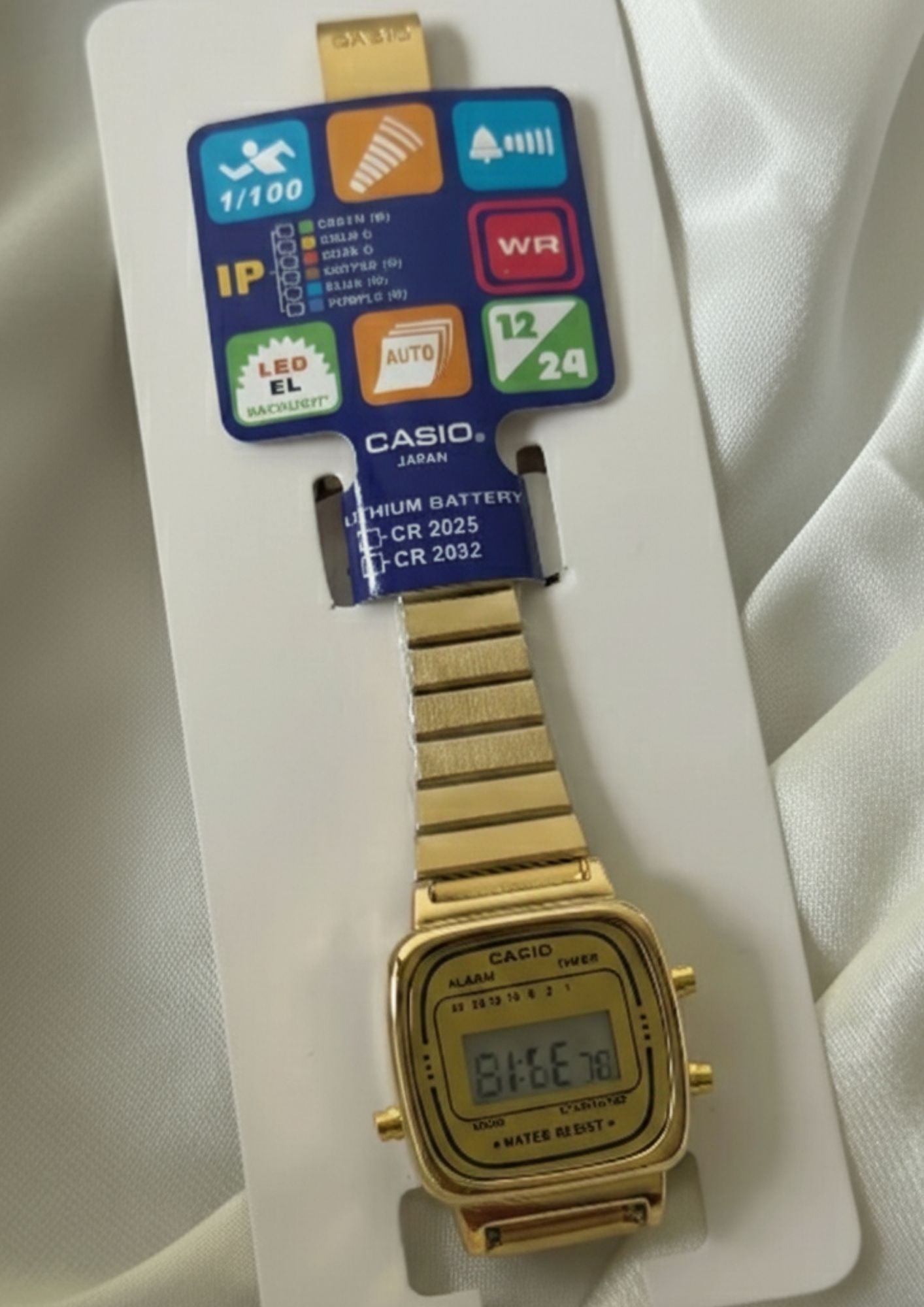 Vintage D124 Gold (Digital Watch)