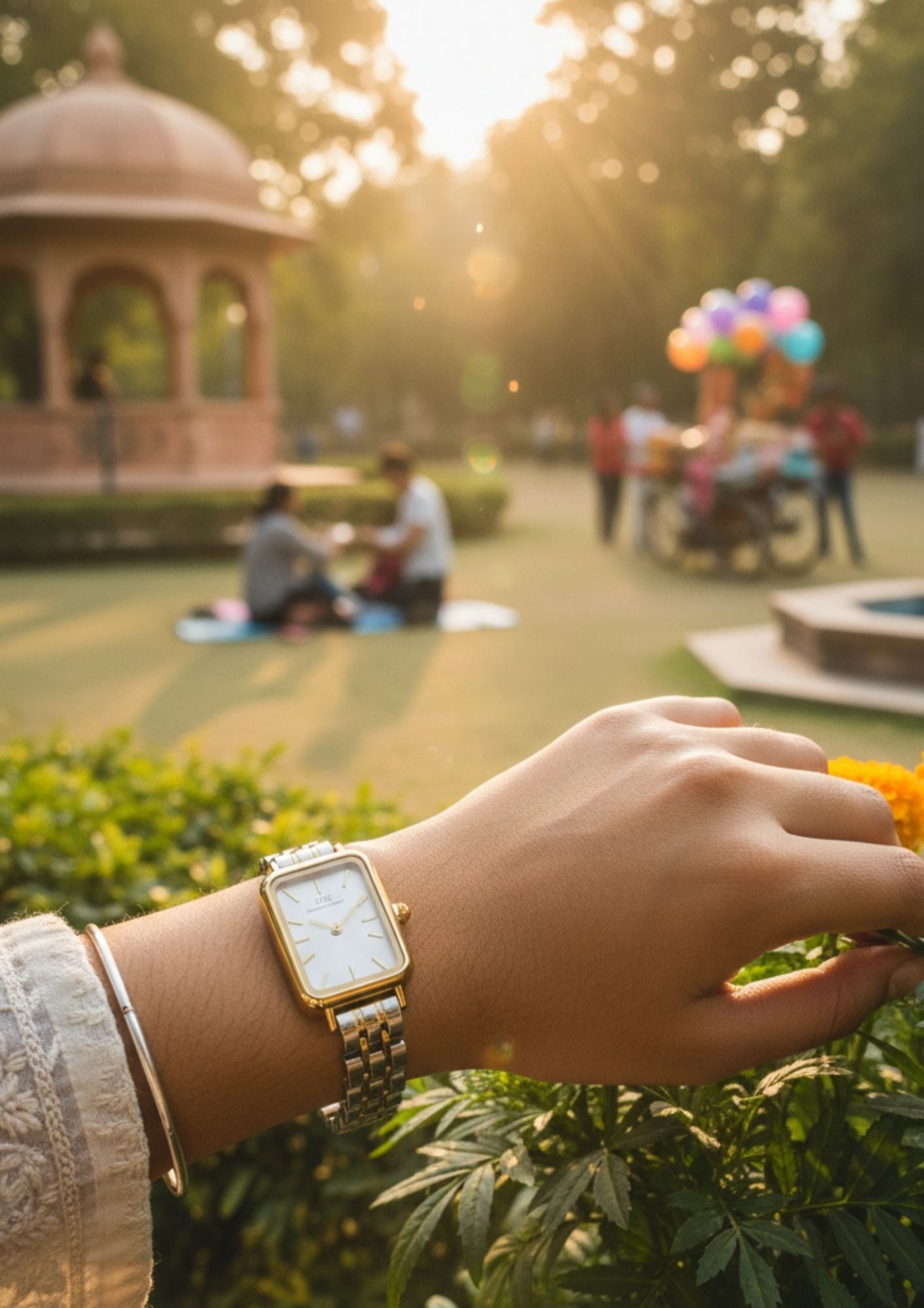 DW Quadro (Analog Watch)