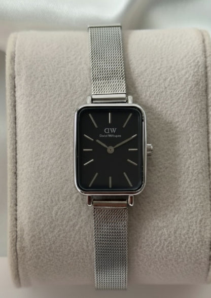 DW Quadro (Analog Watch)