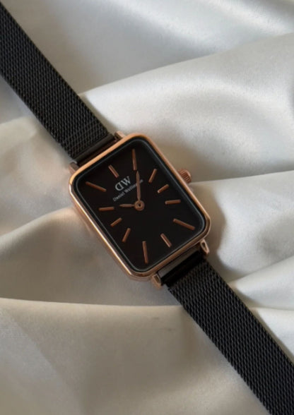 DW Quadro (Analog Watch)