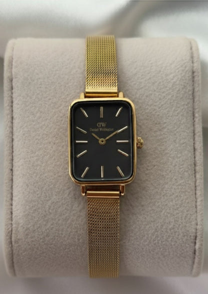 DW Quadro (Analog Watch)