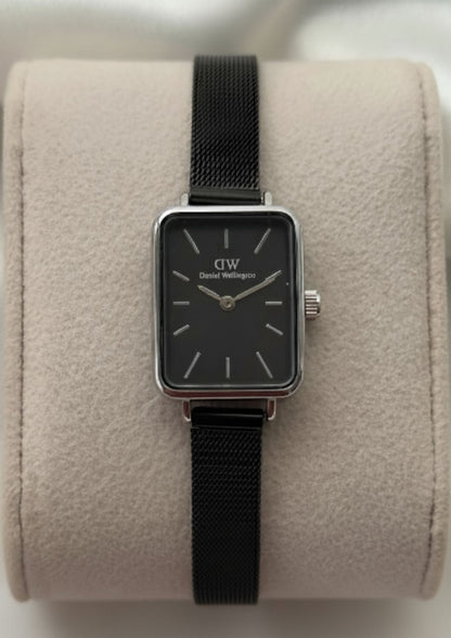DW Quadro (Analog Watch)