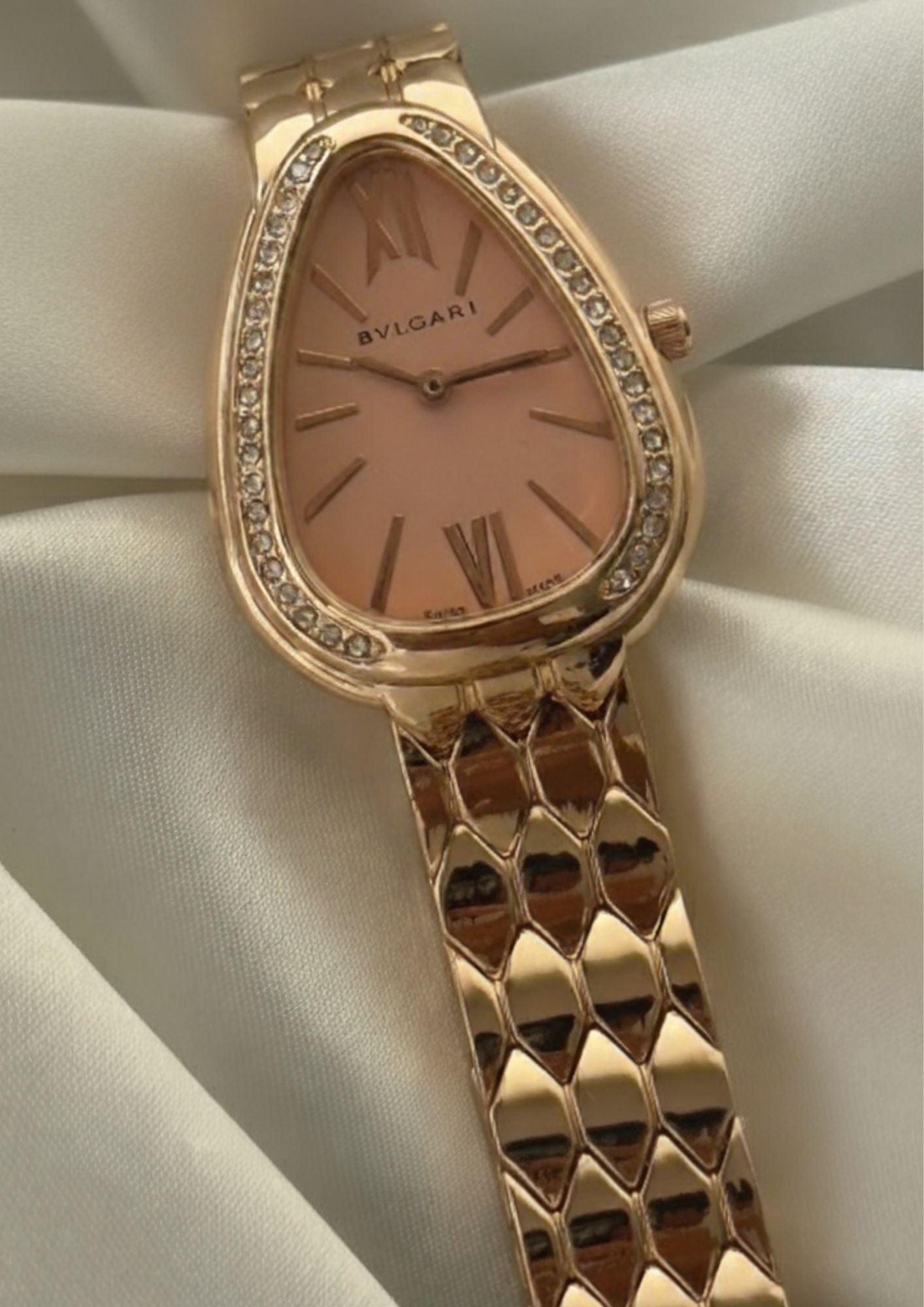 Serpenti (Analog Watch)