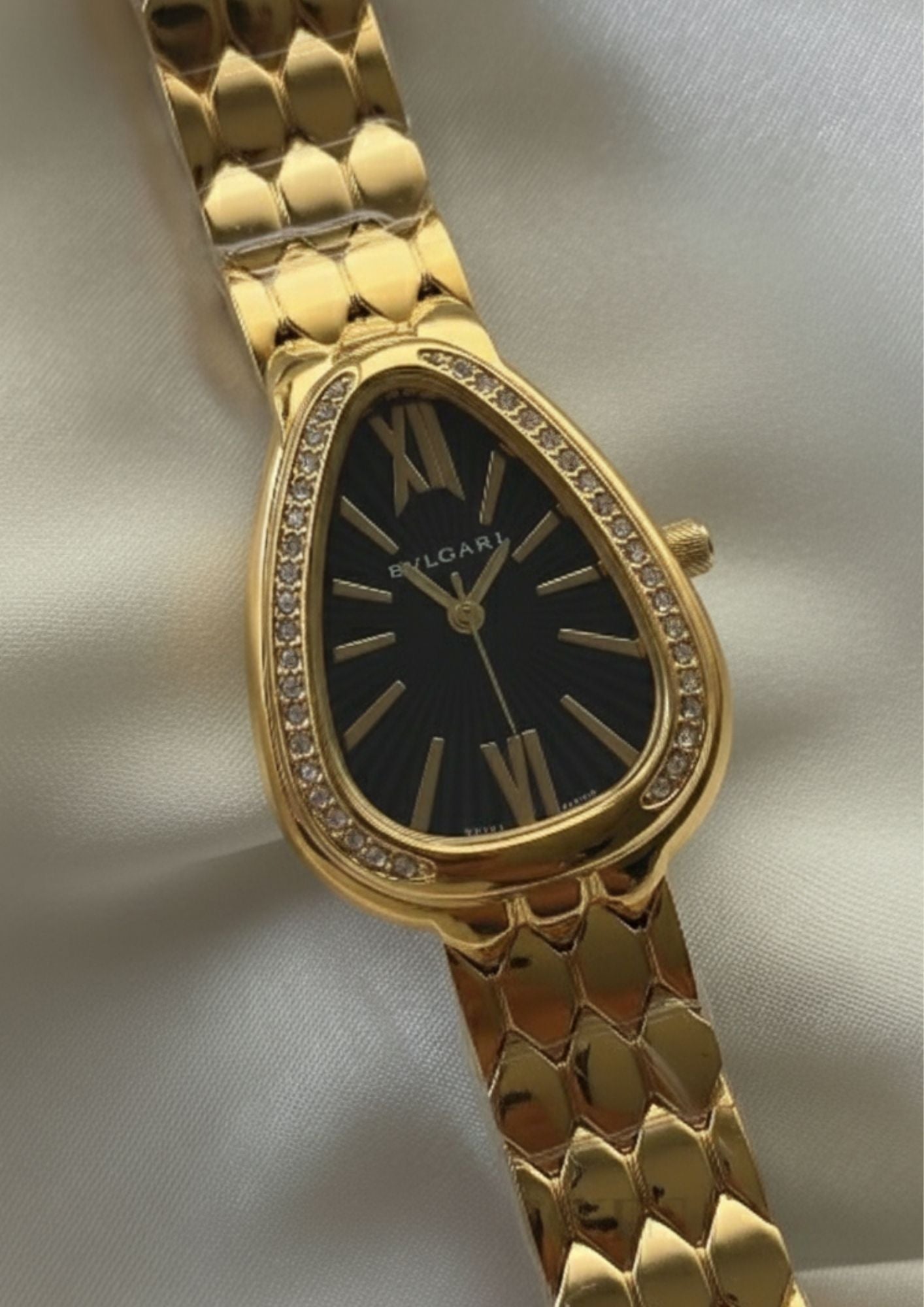 Serpenti (Analog Watch)