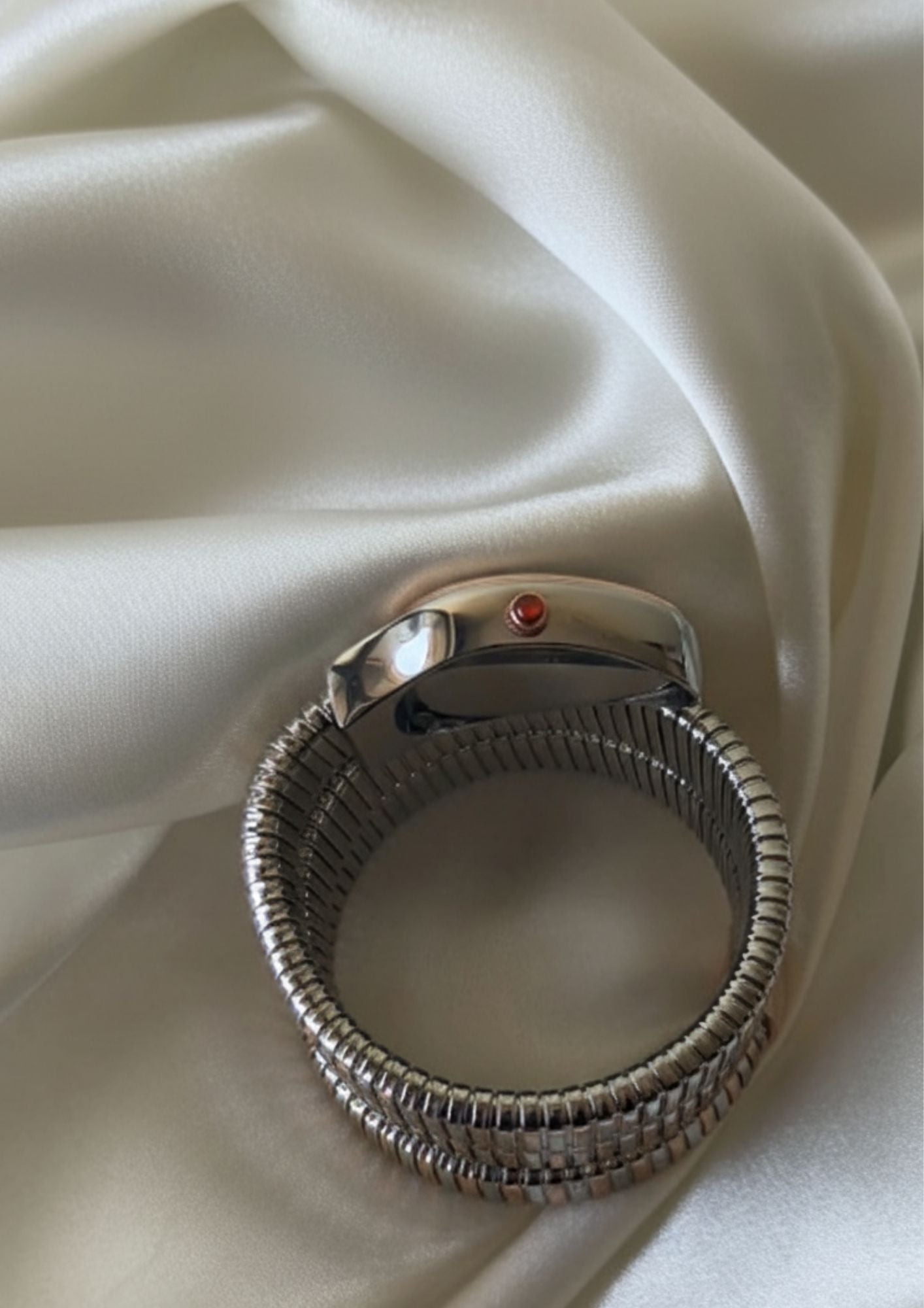 Serpenti-Tubogas (Analog Watch) - Green