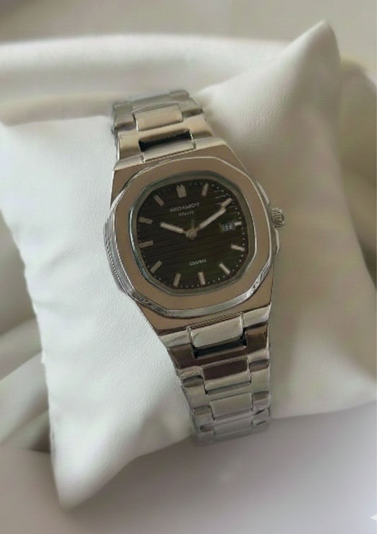 PP Nautilus - (Analog Watch)