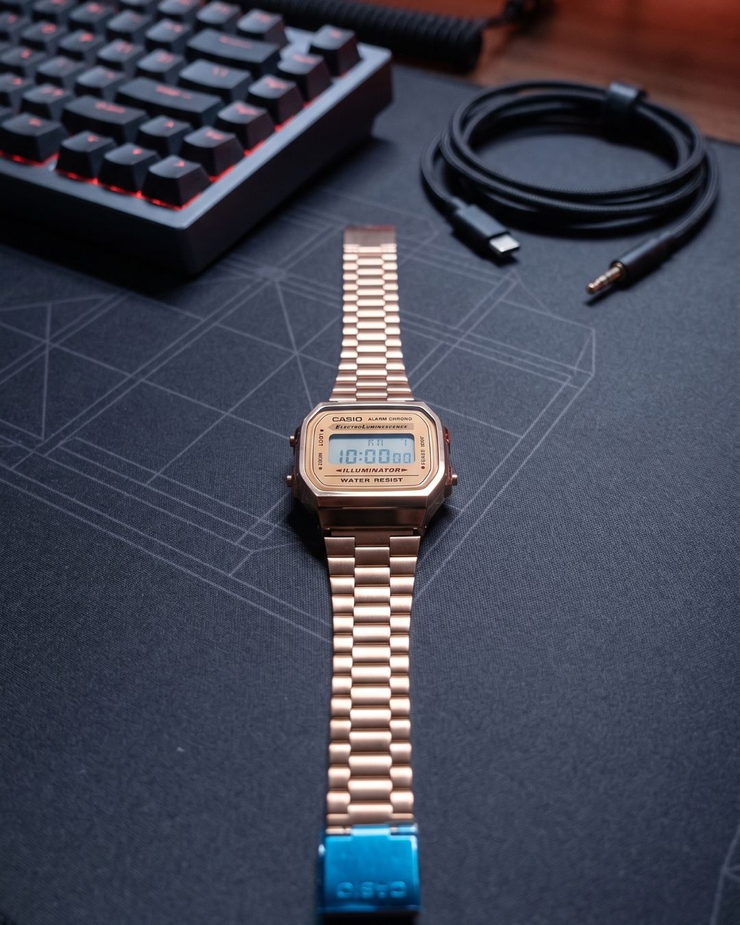 Vintage A168 Unisex (Digital Watch)