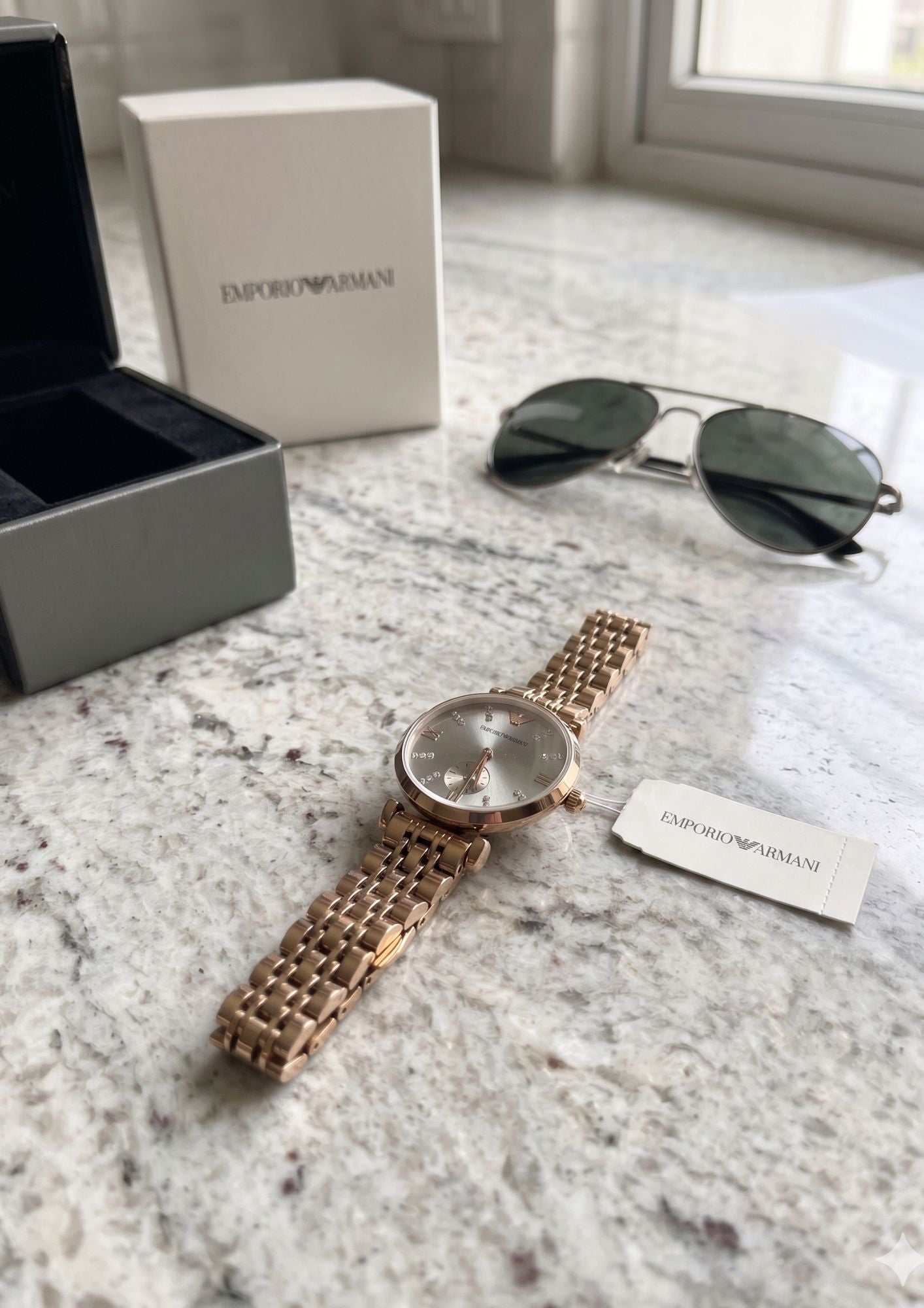 Armani AR1840 (Analog Watch)