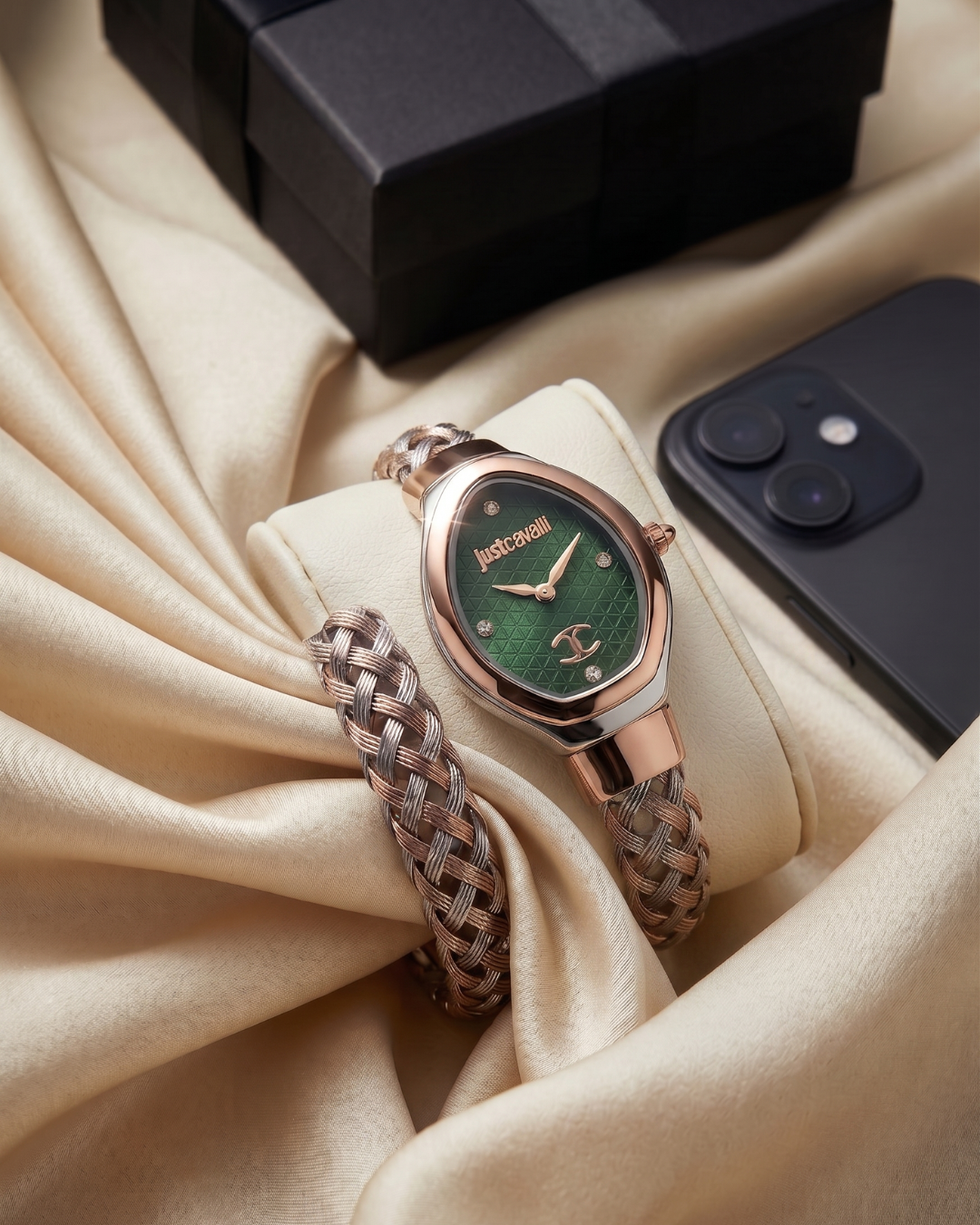 Just c. Snake (Analog Watch)